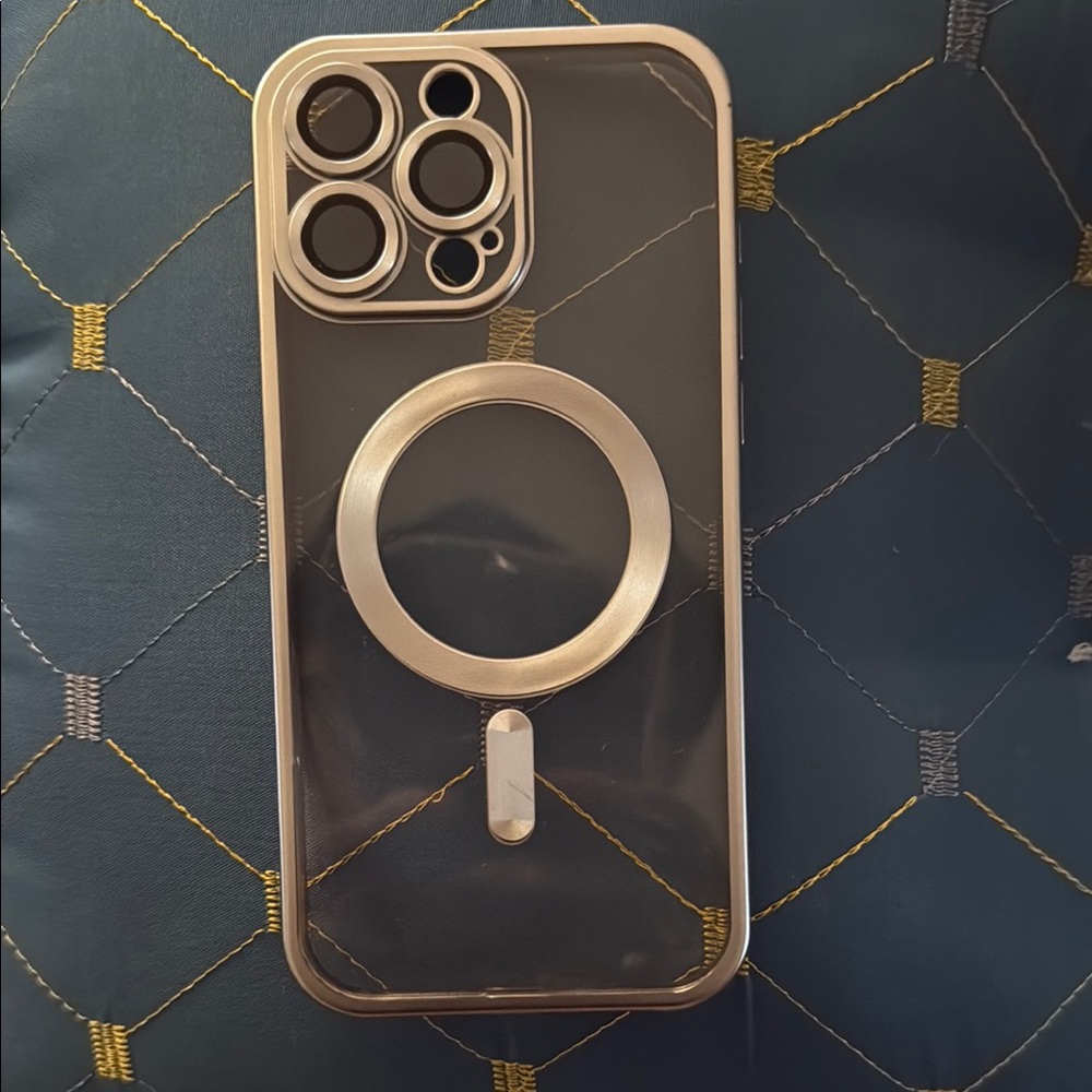 Clear Protective Phone Case with MagSafe for iPhone
